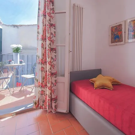 - Carlotta's Appartement Florence